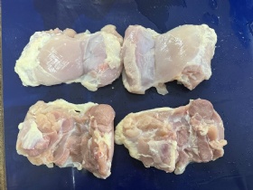 Frozen Chicken Thigh Bonelss Skinless